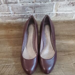 Easy Spirit Brown Women's Heels